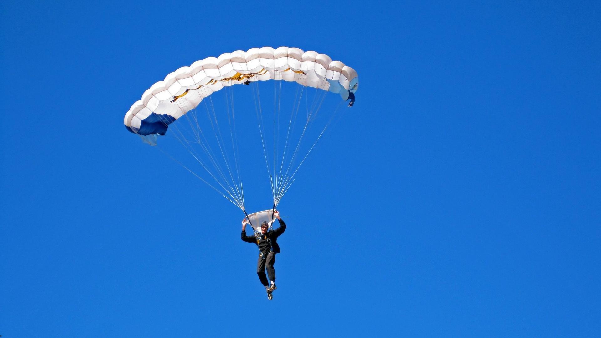 十年回眸，切尔西点球奇迹夜，拜仁主场梦碎安联